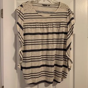 HANNAH striped top excellent condition